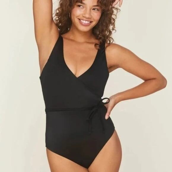 Andie Swim The Belmar One Piece Swimsuit Black Small NWT - Picture 1 of 8